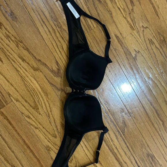 Cacique Black Bra with Multicolor Floral Design - Picture 2 of 5